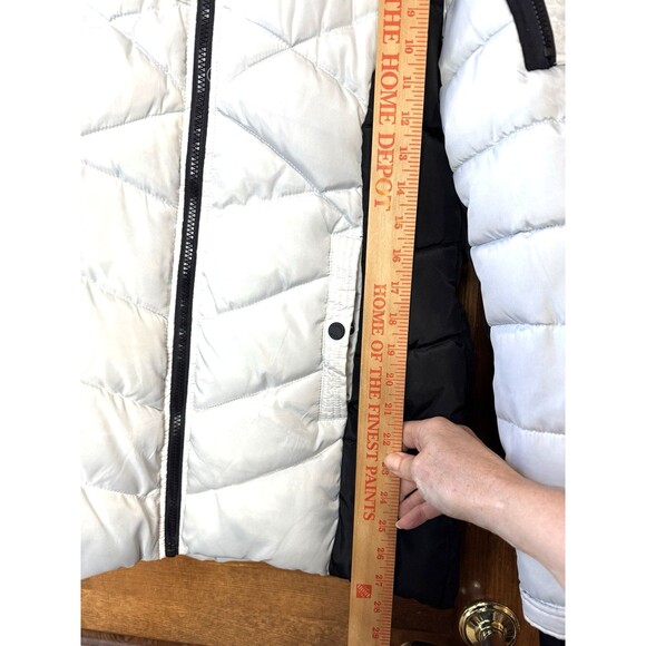Madden NYC White and black puffer thick coat with hood Size S Women's - Picture 3 of 8